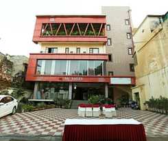 Hotel Super Townhouse Prince Chowk Near Railway Station