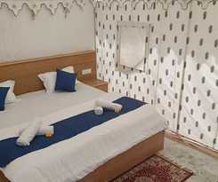 Hotel Dynasty Desert Camp