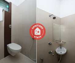 Hotel Oyo 16631 Greenstar Inn