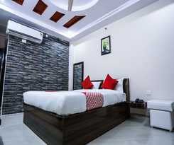 Hotel Oyo 15259 Smart City