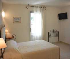 Hotel Restaurant Le Gardon - Pont Du Gard