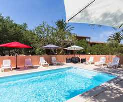 Casa Vecchia Rooms + Apartments
