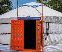  Le Village De Yourtes