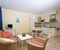 Hotel Village De Vacances Les Tourelles