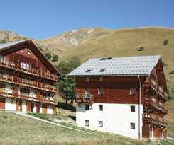 Hotel R&eacute;sidence Odalys Les Chalets De La Porte Des Saisons