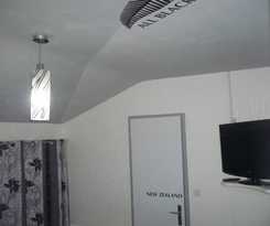  Hotel Bon Accueil