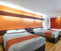 Red Roof Inn Plus+ and Suites Savannah - I-95