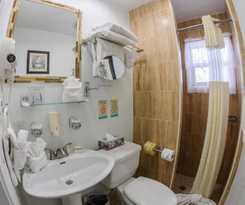 Hotel Bayview Plaza Waterfront Resort