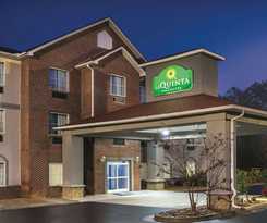 Hotel La Quinta Inn and Suites By Wyndham Rome