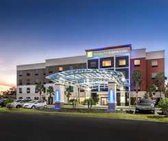 Holiday Inn Express and Suites Lakeland South, An Ihg