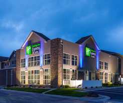 Holiday Inn Express and Suites Rapid City, An Ihg