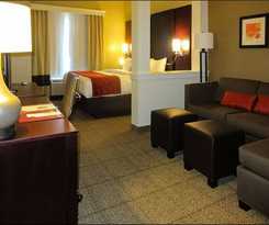 Hotel Comfort Suites Youngstown North