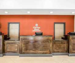 Hotel Clarion Fort Mill Near Amusement Park