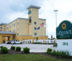 Hotel La Quinta Inn & Suites by Wyndham Gonzales LA