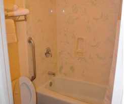 Hotel Summit Inn & Suites