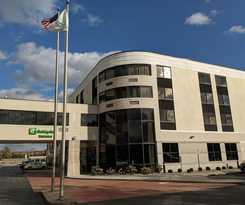 Holiday Inn Champaign, An Ihg