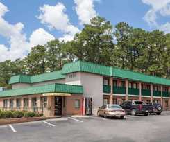Super 8 By Wyndham Columbia Sc / Ft. Jackson