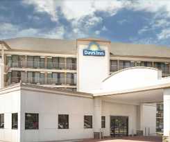 Hotel Days Inn By Wyndham Columbus-north Fort Moore