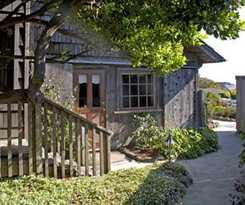 Hotel Maccallum House Inn