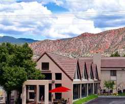 Hotel Best Western Town and Country Inn