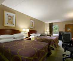 Hotel Super 8 By Wyndham Calhoun