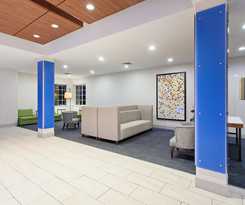 Holiday Inn Express and Suites Corona