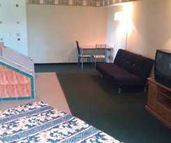 Hotel Downey Inn Luxury Suites