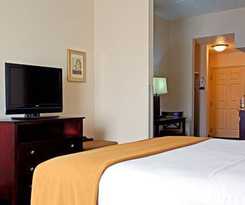 Holiday Inn Express & Suites Chicago West-O'Hare Arpt Area