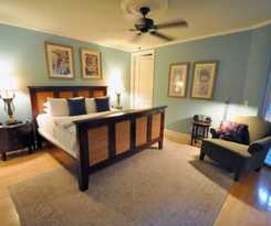 Hotel Pineapple Point Guesthouse & Resort - Gay Men's Re