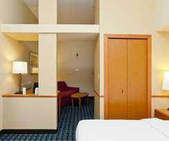 Fairfield Inn and Suites By Marriott Winchester