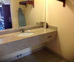 Hotel Executive Inn & Suites