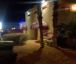 Hotel Desert Inn