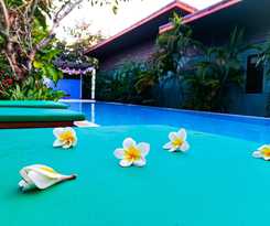 Hotel Six Pack Cottage