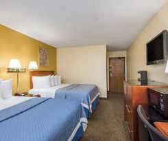 Hotel Days Inn By Wyndham Greenfield