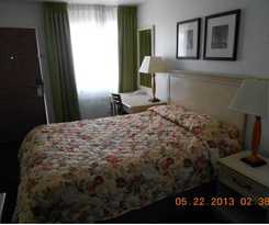 Fireside Inn By The Beach Boardwalk & Bowling