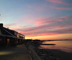 Hotel Pilgrim Sands On Long Beach