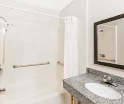 Days Inn By Wyndham Ankeny - Des Moines