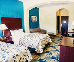 Hotel Three Rivers Inn and Suites