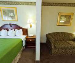 Hotel Wingate by Wyndham Mansfield OH