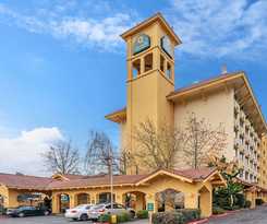 Hotel La Quinta Inn & Suites by Wyndham Seattle Sea-Tac Airport