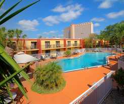 Hotel Midpointe Hotel By Rosen Hotels and Resorts