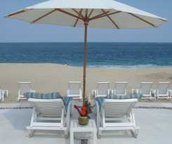 Hotel Castillo Huatulco and Beach Club