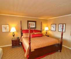 Pine Barn Inn