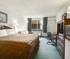 Ramada By Wyndham Roanoke