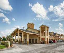 Hotel Baymont By Wyndham Terrell