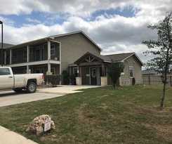 Hotel Eagle's Den Three Rivers Texas A Travelodge By Wyndham