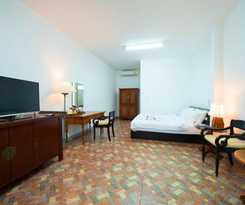 Hotel Bora Bora Villa Phuket