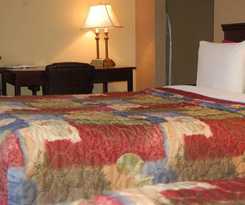 Hotel Golden Manor Inn and Suites