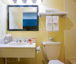 Hotel Sand Pebbles Inn