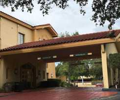 Days Inn by Wyndham Gainesville University I-75